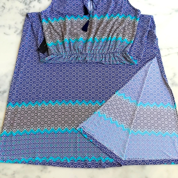 NWT. The Limited Multi Color and Patterns Maxi Sleeveless Dress with top lined. - Picture 3 of 5